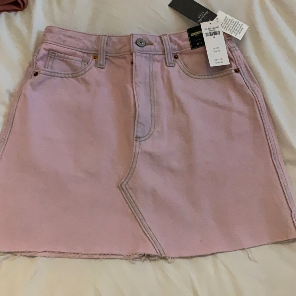 COPY - NWT-Abercrombie pink denim mini sz- 2